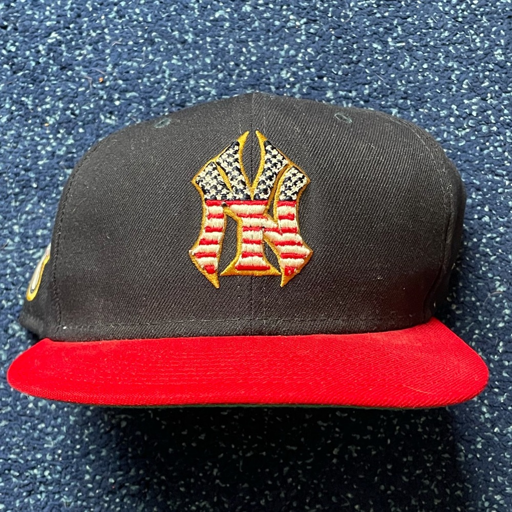 NY YANKEES New Era 2019 4th of July Fitted Hat- 7 7/8